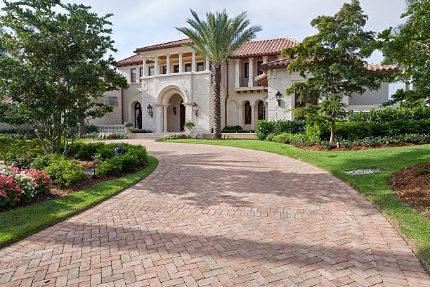 Best Residential Driveway Pavers in Lino Lakes, MN